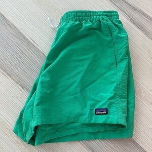 Patagonia Baggies Women’s Size M Green